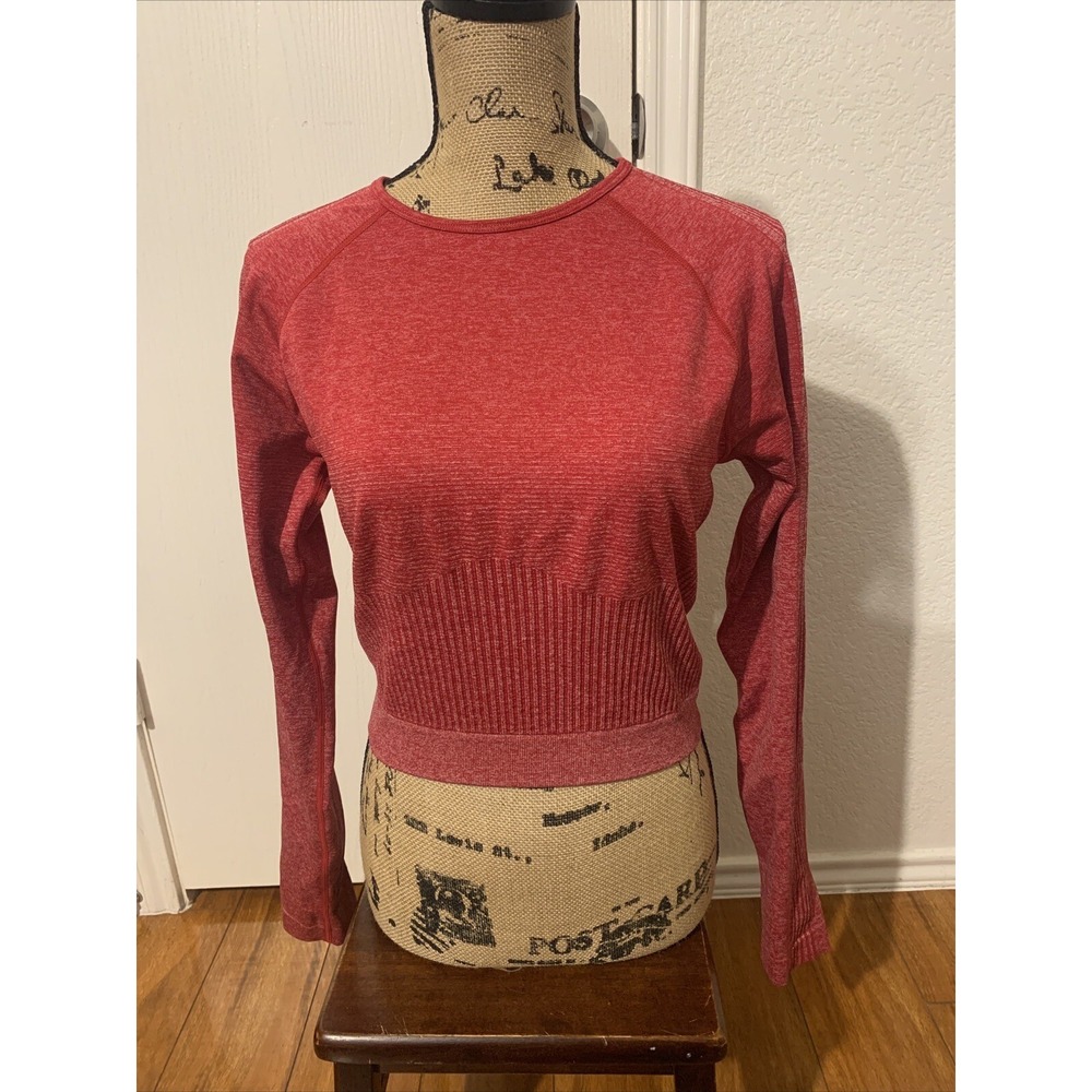 Fabletics Women's Ombre Seamless Long-Sleeve Top Red Cropped Activewear EUC Medi